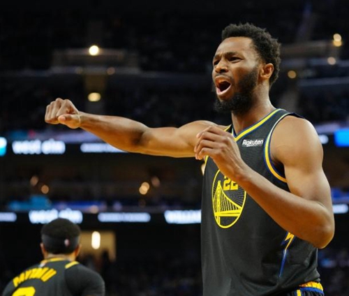 津媒谈邵佳一：土帅对阶段性考核的要求无异议且薪酬好商量（津媒评邵佳一：本土主帅接受阶段性考核，薪酬易协商）