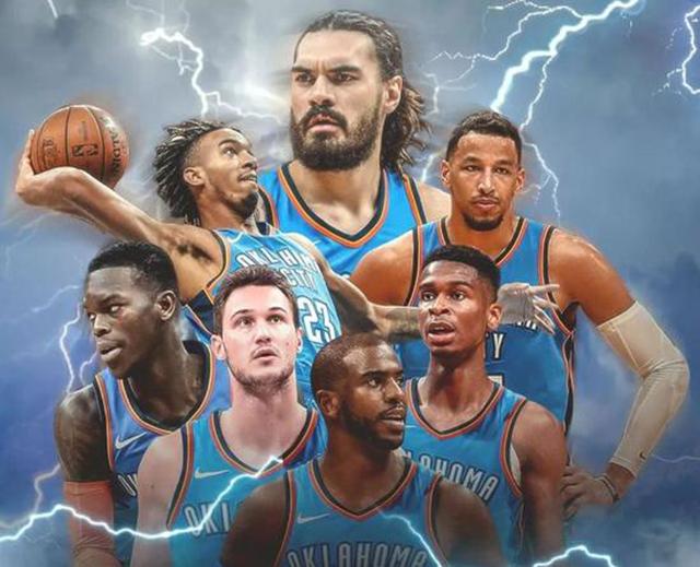 😎这人谁啊（摘掉墨镜）🥺号召力这么强！（这位是谁？摘下墨镜一看，号召力爆棚！）