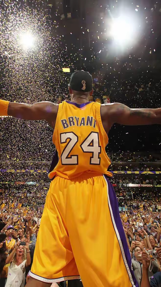 马科斯-阿隆索：祖父说迪斯蒂法诺比梅西出色，时代标准不同（马科斯-阿隆索：祖父称迪斯蒂法诺胜过梅西，各时代评判标准不同）