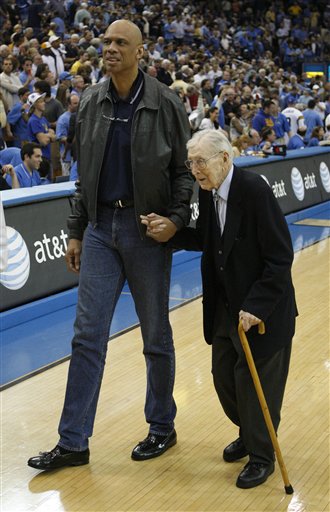 米体：路易斯-恩里克表现低迷，对阵比萨或成他的最后机会（米体：路易斯-恩里克战绩不振，战比萨或成最后自救之战）